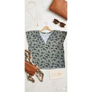 GAP Women Olive Green Floral‎ Blouse XL / Rayon Top – Casual Vintage Style